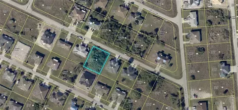 4517-4519 19th St SW, Lehigh Acres, FL 33973