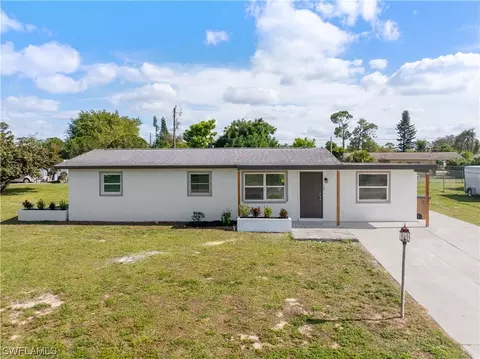 10 Alcala Ave, Lehigh Acres, FL 33936