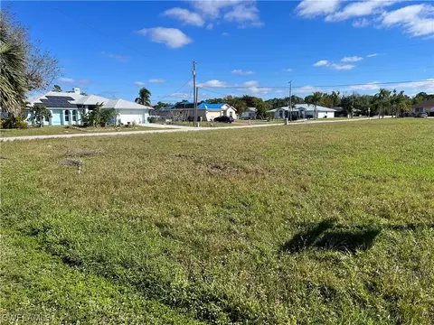 1205 SE 23rd Ave, Cape Coral, FL 33990