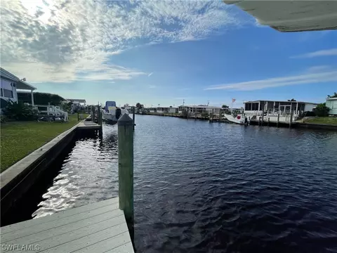 5521 Sir Walter Way, North Fort Myers, FL 33917
