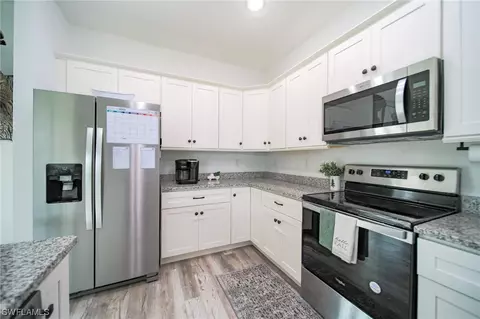 Kitchen - 7835 23rd Pl, Labelle, FL 33935 photo 3 of 5