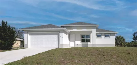 6147 Hester Ave, Fort Myers, FL 33905