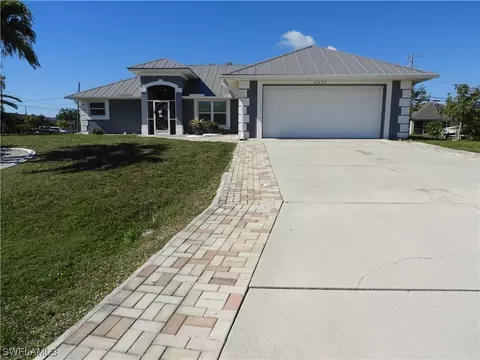 4624 SW 9th Ave, Cape Coral, FL 33914