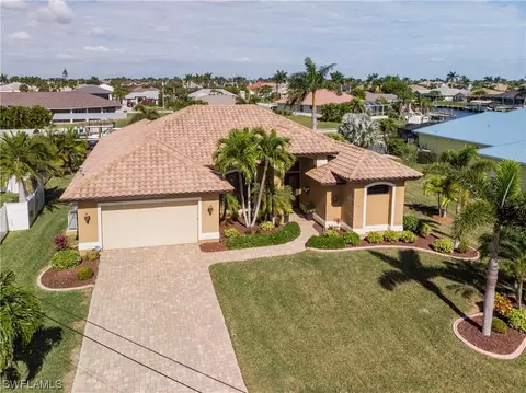 2311 SW 54th Ln, Cape Coral, FL 33914