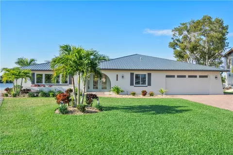 13825 Sleepy Hollow Ln, Fort Myers, FL 33905