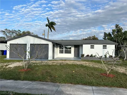 4271 Lagg Ave, Fort Myers, FL 33901