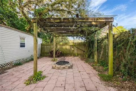 230 S Davis St, Labelle, FL 33935 photo 34