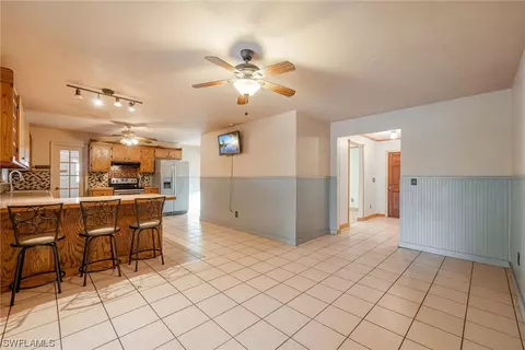 230 S Davis St, Labelle, FL 33935 photo 12
