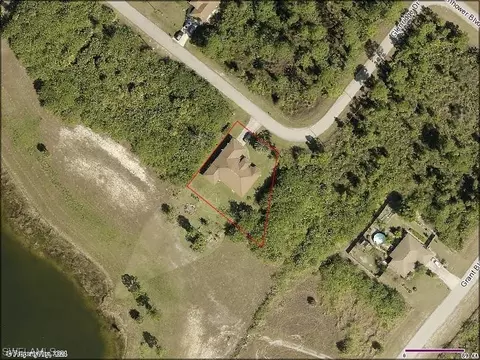 370 Glenridge Dr, Lehigh Acres, FL 33974