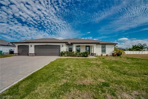 3065 NW 2nd Pl, Cape Coral, FL 33993