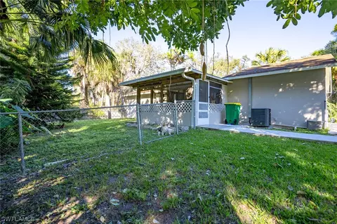 450 Christopher Ct, Labelle, FL 33935 photo 9