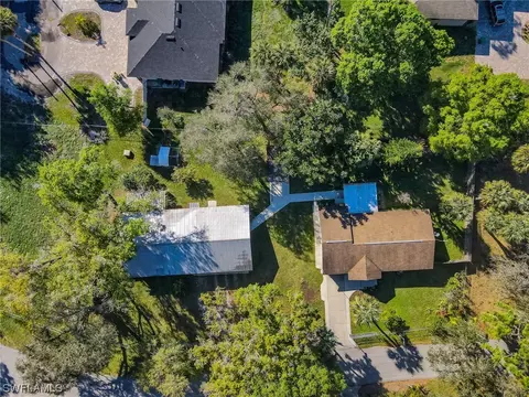 450 Christopher Ct, Labelle, FL 33935 photo 3