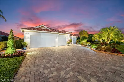 3321 Cerrito Ct, Naples, FL 34109