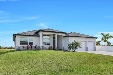 1017 NW 38th Pl, Cape Coral, FL 33993
