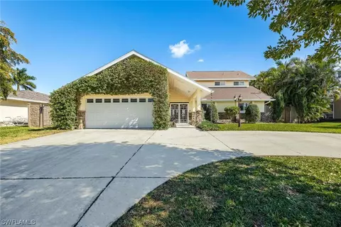 2633 SE 20th Pl, Cape Coral, FL 33904