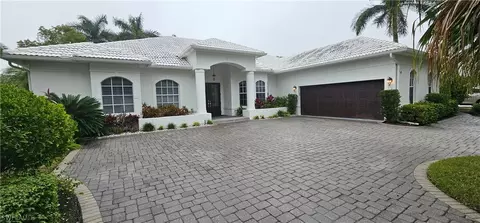 9849 Rocky Bank Dr, Naples, FL 34109