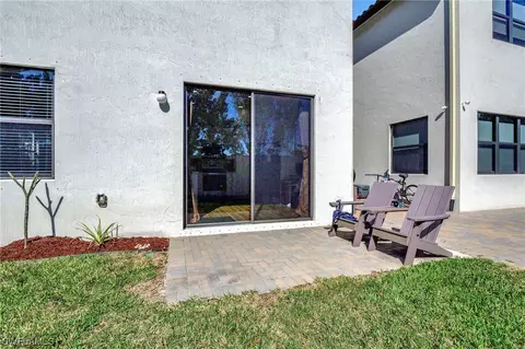9041 Madrid Cir, Naples, FL 34104 photo 31