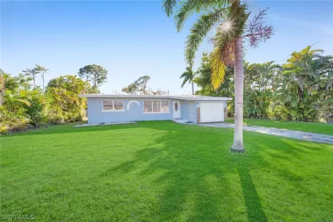 1922 Grove Ave, Fort Myers, FL 33901