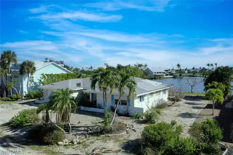 1481 Sand Castle Rd, Sanibel, FL 33957