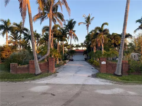 5968 Bay Point Rd, Bokeelia, FL 33922