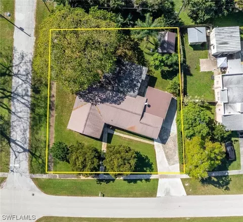 View/Area - 250 E Circle Dr, Clewiston, FL 33440 photo 5 of 9
