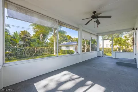 Exterior - 250 E Circle Dr, Clewiston, FL 33440 photo 9 of 10