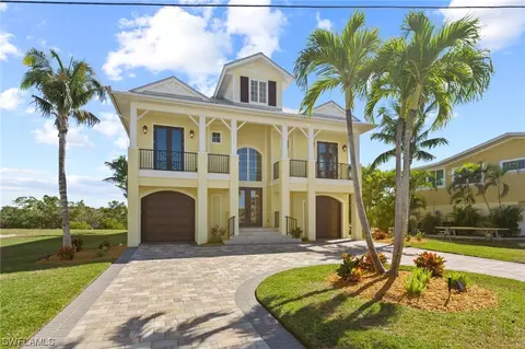 360 Seminole Way, Fort Myers Beach, FL 33931