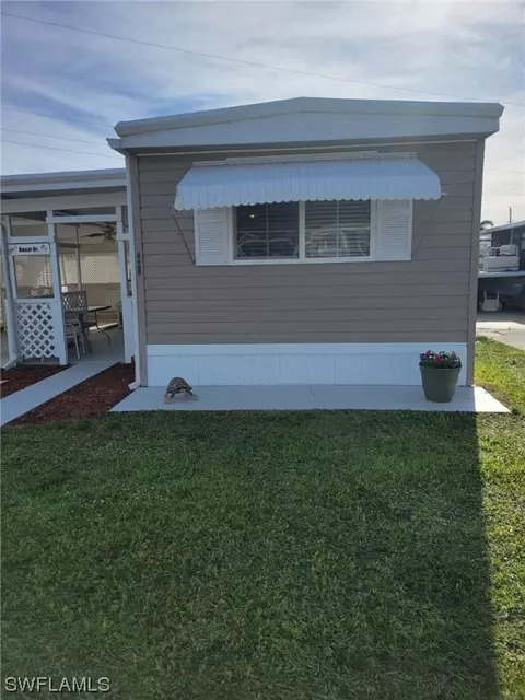 20611 Basin Dr, Estero, FL 33928