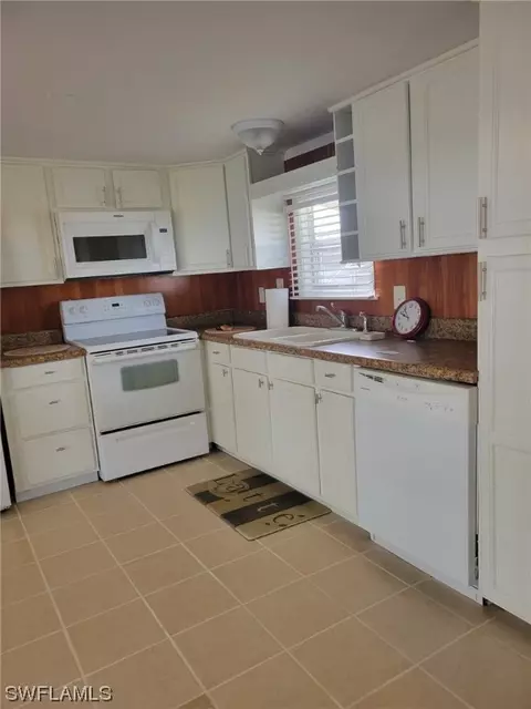 20611 Basin Dr, Estero, FL 33928 photo 8
