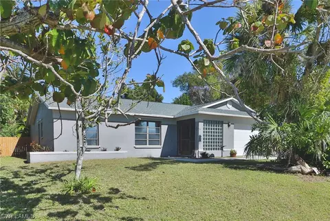 133 SE 44th Ter, Cape Coral, FL 33904