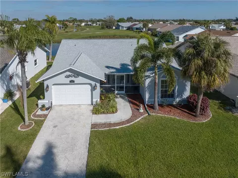 3355 Clubview Dr, North Fort Myers, FL 33917