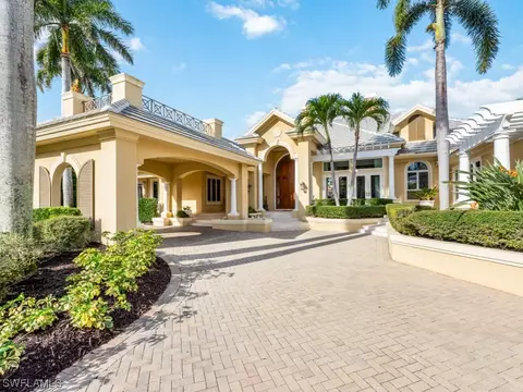 26080 Mandevilla Dr, Bonita Springs, FL 34134