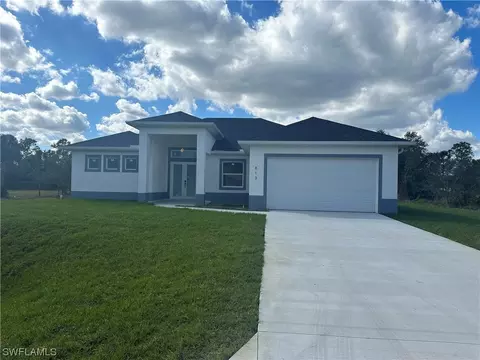 813 Highland Ave, Lehigh Acres, FL 33972