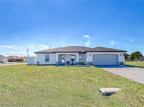 816 SW 29th St, Cape Coral, FL 33914