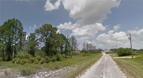 918 Martha Ave S, Lehigh Acres, FL 33974