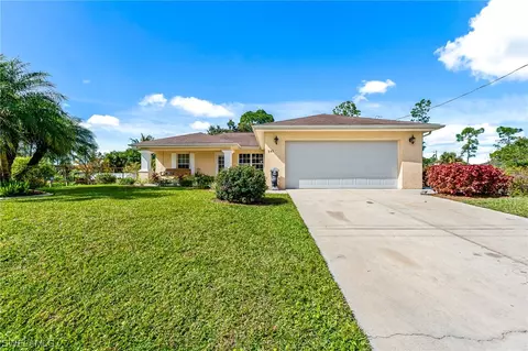 840 Harbour Ave S, Lehigh Acres, FL 33974