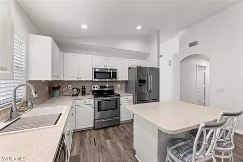 Kitchen - 21675 Brixham Run Loop, Estero, FL 33928 photo 2 of 2