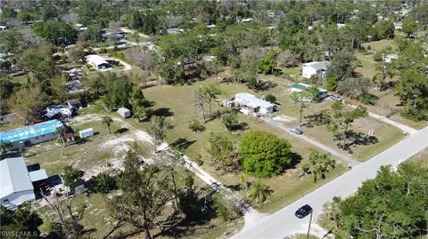 8080 Breeze Dr, North Fort Myers, FL 33917