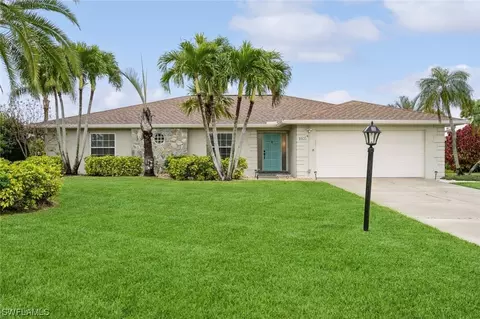 1605 Tredegar Dr, Fort Myers, FL 33919