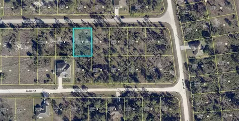 946 Flanders St, Lehigh Acres, FL 33974