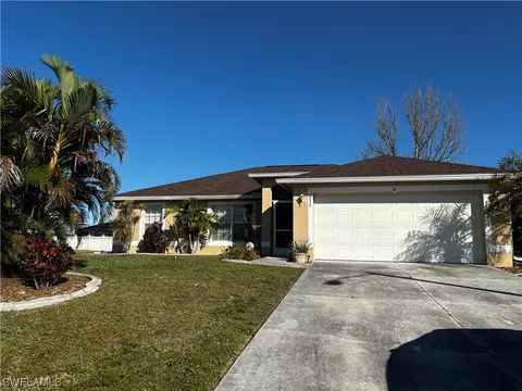 211 NW 14th Ter, Cape Coral, FL 33993