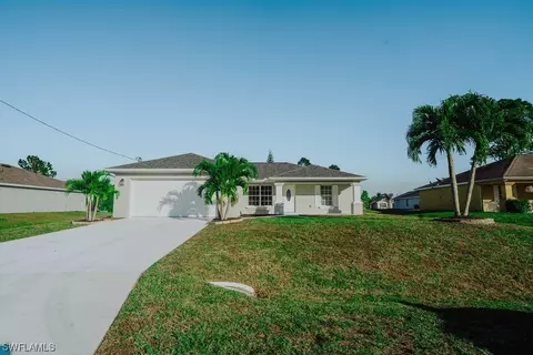 364 Partridge St, Lehigh Acres, FL 33974