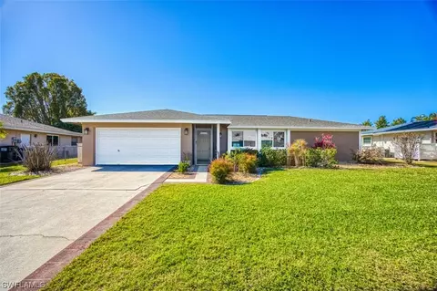 1488 Cranville Sq, Fort Myers, FL 33919