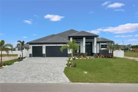 9 SW 35th Pl, Cape Coral, FL 33991