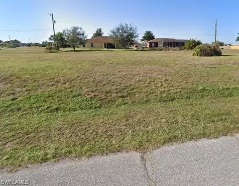2112 NE 20th Ter, Cape Coral, FL 33909