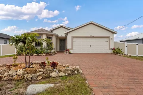1306 Embers Pkwy W, Cape Coral, FL 33993