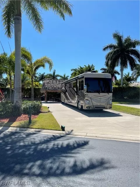 13536 Snook Cir, Naples, FL 34114