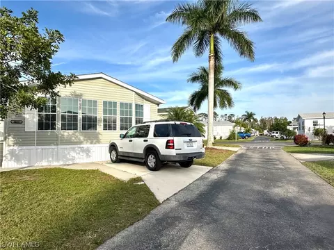 4610 Lincoln Ln E, Estero, FL 33928