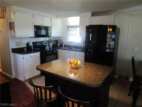 3124 Pluto Cir, North Fort Myers, FL 33903