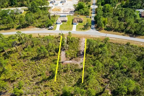 322 Mcarthur Blvd, Lehigh Acres, FL 33974